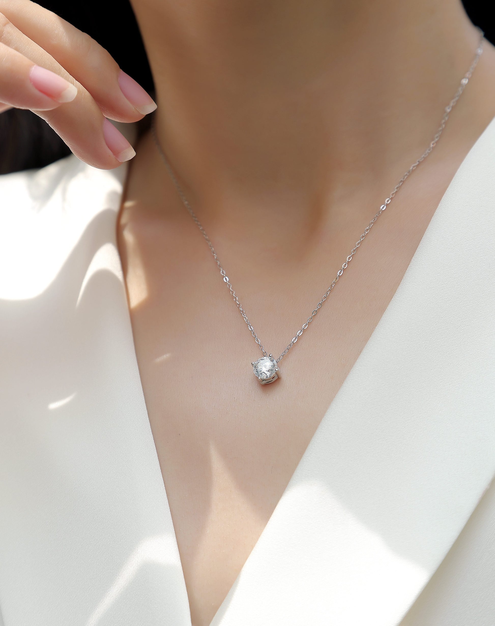 True Heart - A Fashionable And Luxurious Diamond Jewelry Pendant Set With 1-carat Moissan Diamond S925 Sterling Silver Weloria
