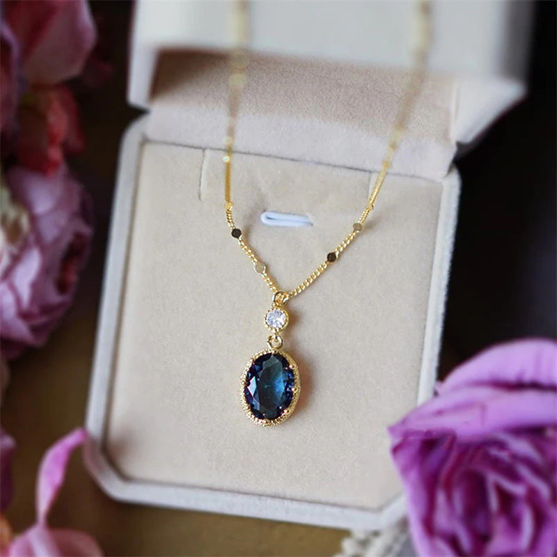 Fashion French Retro Necklace For Women Weloria