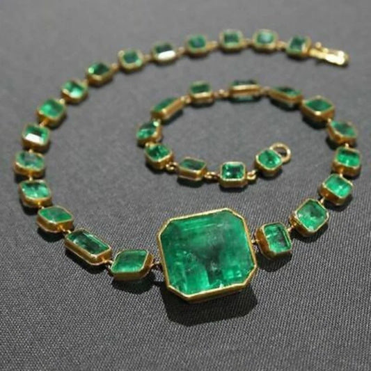 Light Luxury High-grade Square Emerald Zircon Necklace Weloria