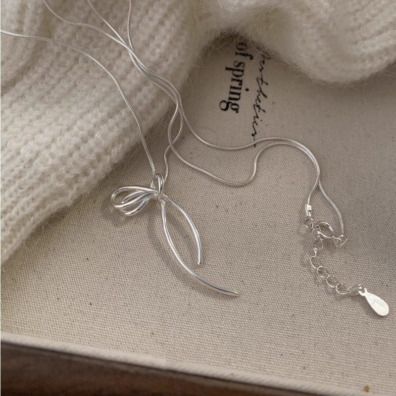 Women's Minimalist Ribbon Bow Necklace Weloria