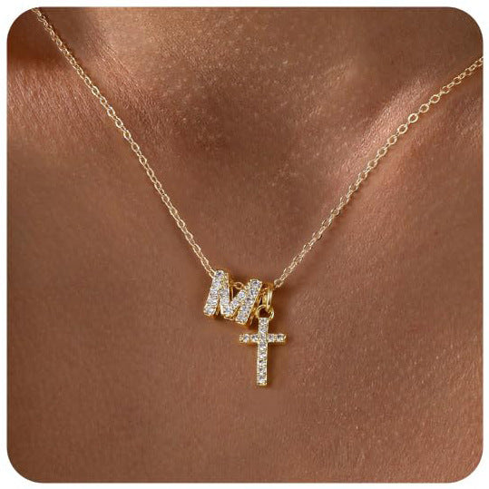 European And American Zircon Inlaid 26 Letter Necklace With Diamonds Weloria