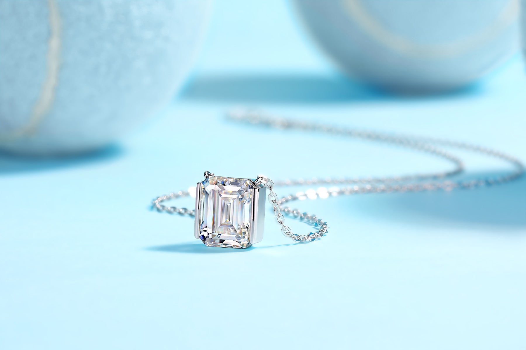 The Brilliance In A Small Space - A Fashionable Jewelry Pendant Set With Moissanite S925 Sterling Silver And Platinum-plated Diamond, Moissanite Silver Jewelry Weloria