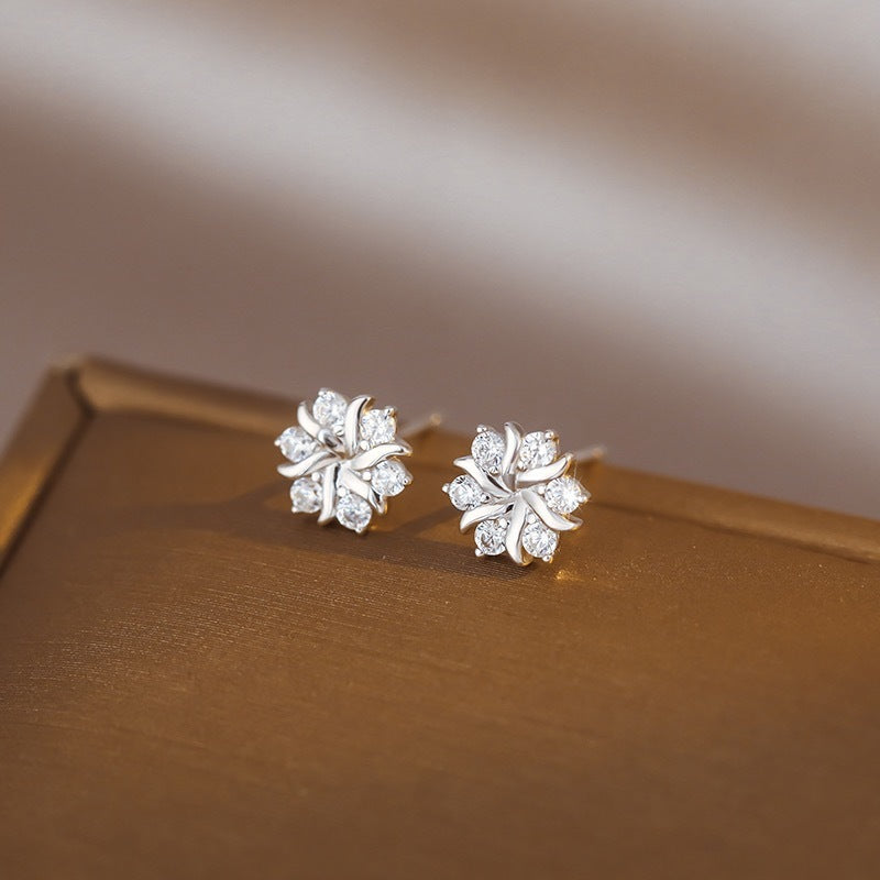 Snowflake Ear Stud Ear-caring Earrings Female Compact Temperamental High Sense Weloria