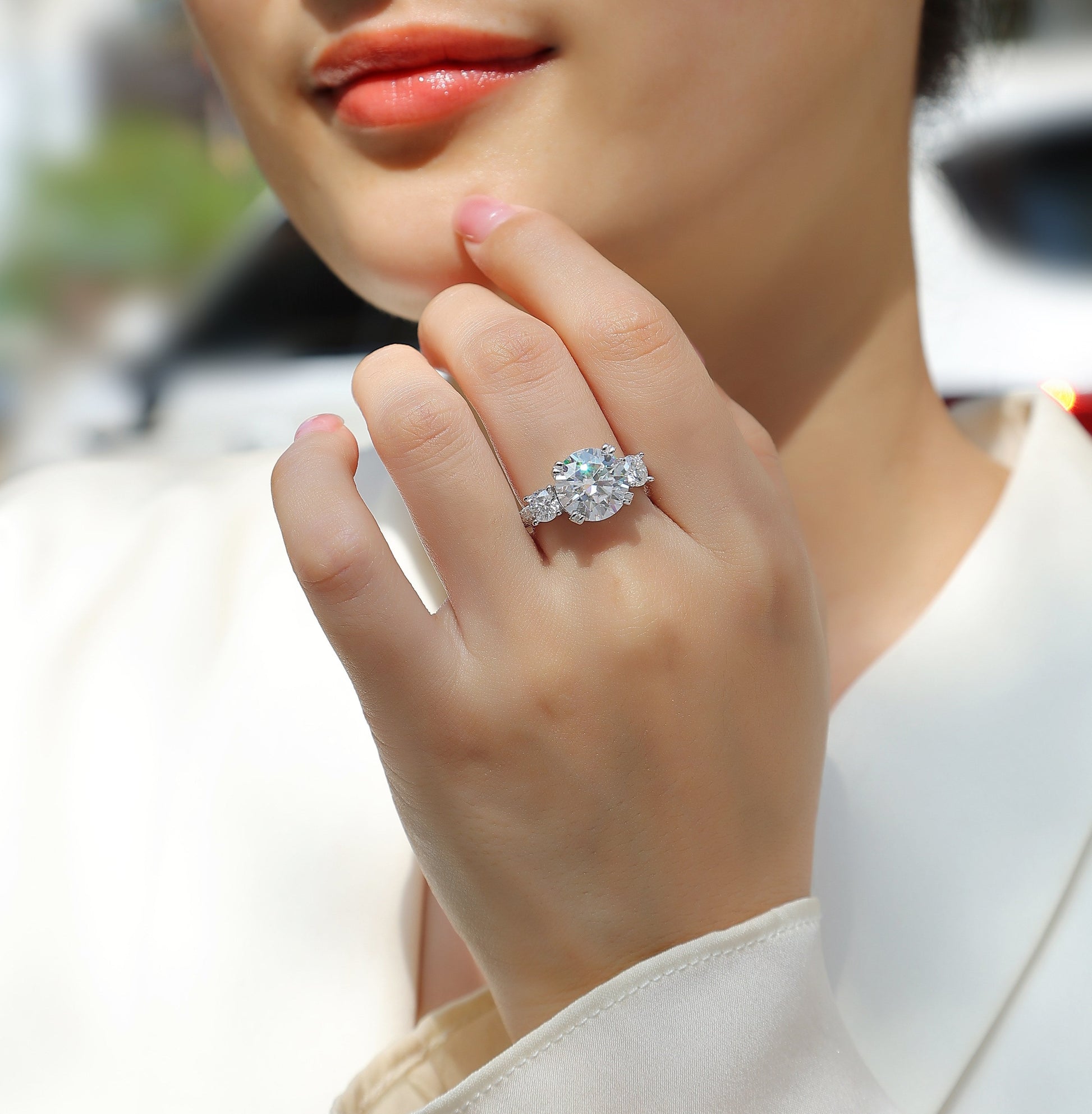 Dazzling Stars - A Fashionable And Luxurious Jewelry Piece Set With 5-carat Moissan Diamond S925 Sterling Silver And Platinum-plated Diamond Weloria