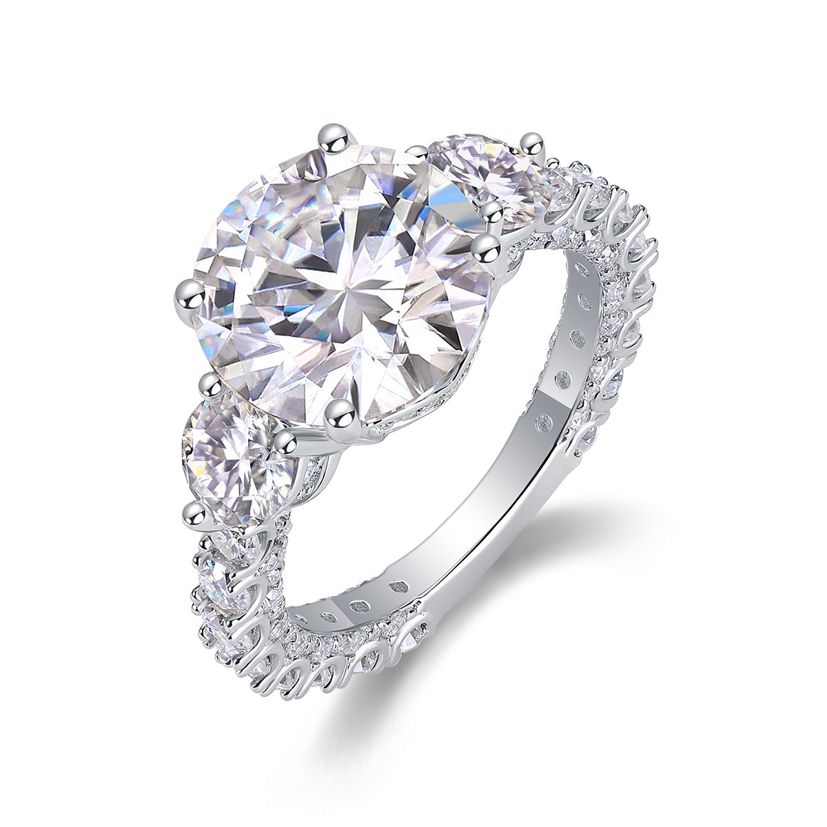 Three-diamond Brilliance - A Fashionable And Luxurious Jewelry Piece Set With 5-carat Moissanite S925 Sterling Silver And Platinum-plated Diamond Weloria