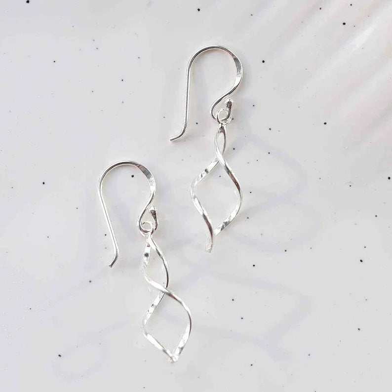 Simple Retro Winding Pendant Earrings Fashion Lady Exquisite Weloria