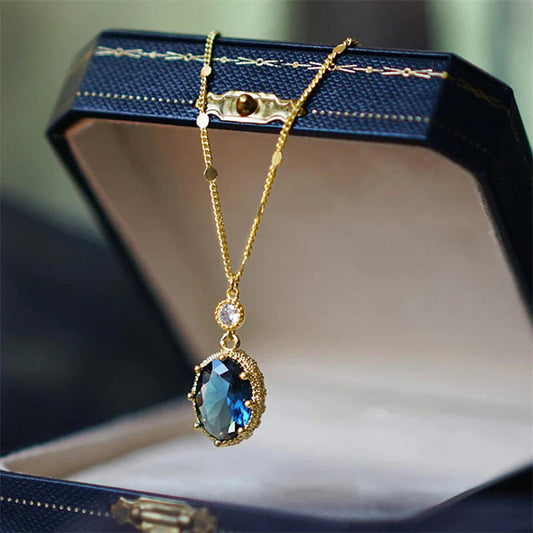 Fashion French Retro Necklace For Women Weloria