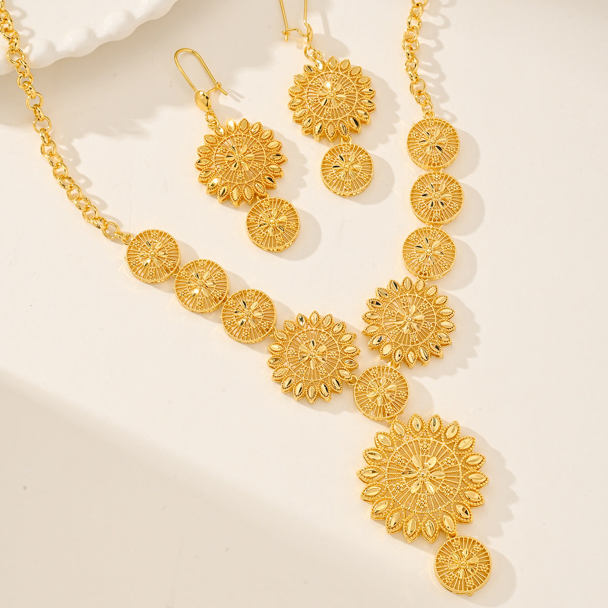24K Gold Plated Bridal Necklace Two-piece Earrings Set India Dubai Weloria