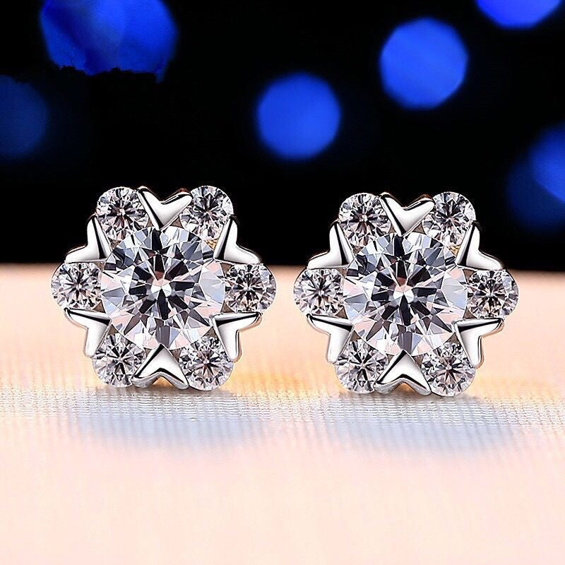 Heart-shaped Six-claw Inlaid Zircon Earrings Weloria