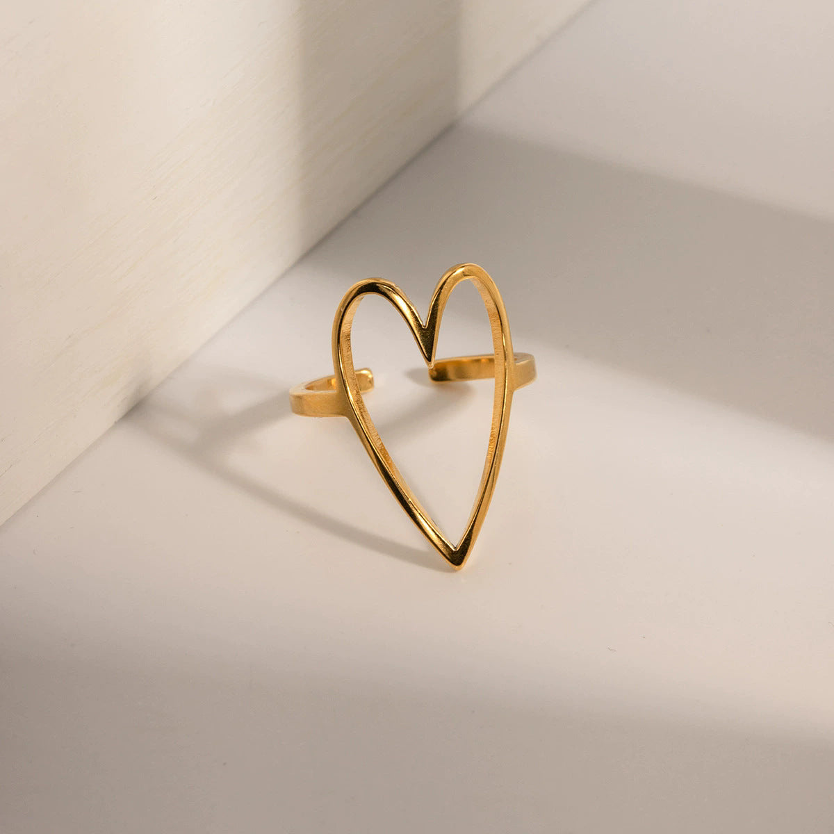 Women's Fashionable New Oil Pressure Opening Love Heart Ring Weloria