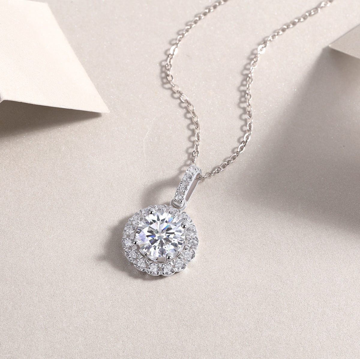 Dandelion - A Fashionable And Luxurious Diamond Jewelry Pendant Set With 2-carat Moissan Diamonds, S925 Sterling Silver And Platinum Plating Weloria