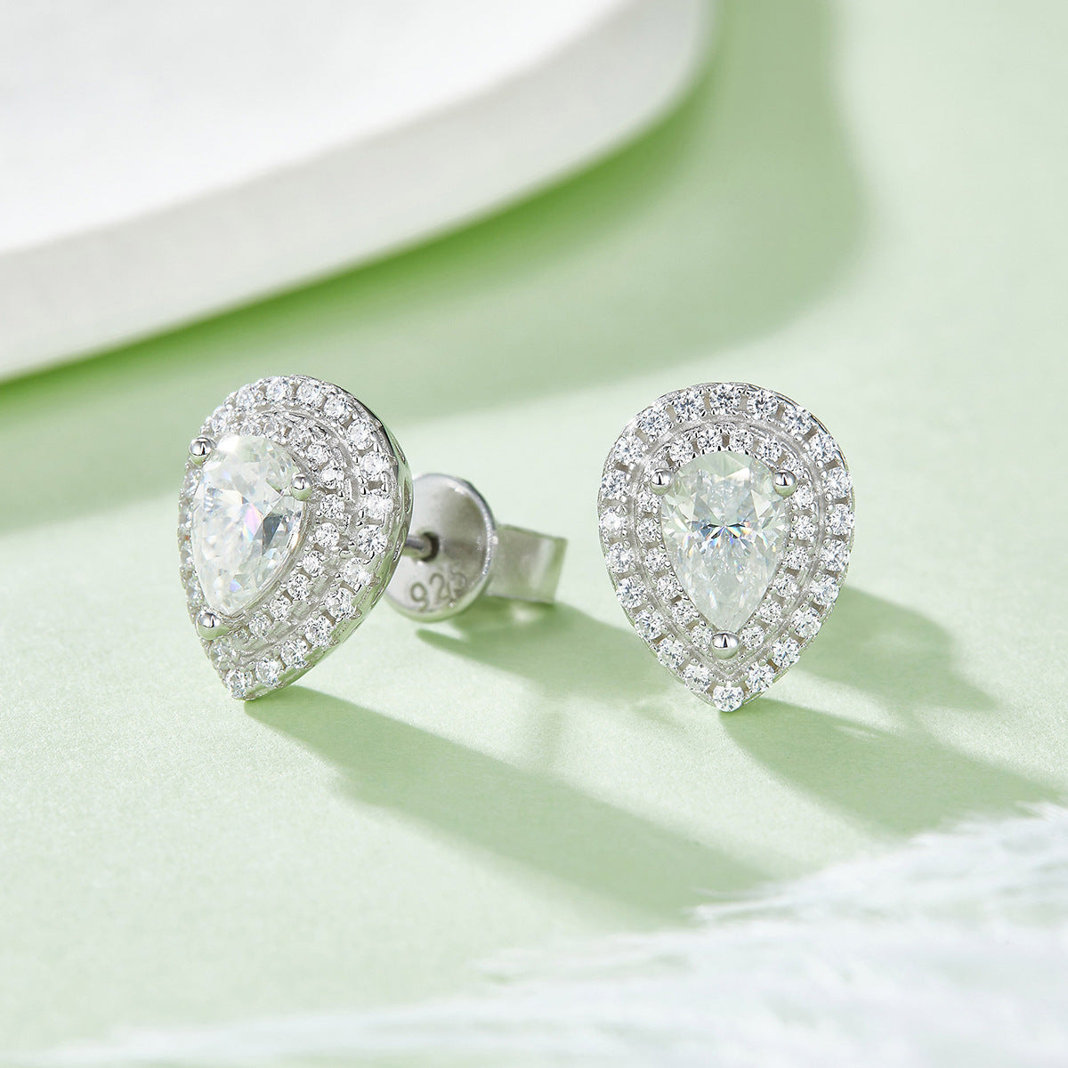 Moissanite Water Drop Pear-shaped S925 Sterling Silver Jewelry Suit Weloria