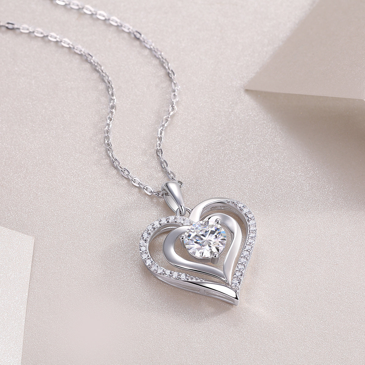 Heart-to-heart Connection - A Fashionable And Luxurious Diamond Jewelry Pendant Set With 1-carat Moissan Diamond S925 Sterling Silver And Platinum Plating Weloria