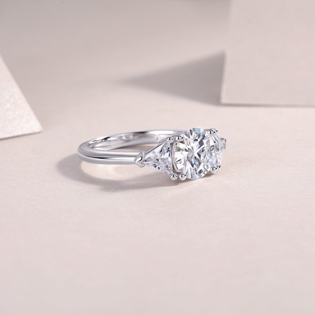 Ocean Diamond - A Fashionable And Luxurious Jewelry Piece Set With 2-carat Moissanite S925 Sterling Silver And Platinum-plated Diamond Weloria