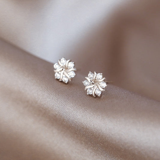 Snowflake Ear Stud Ear-caring Earrings Female Compact Temperamental High Sense Weloria