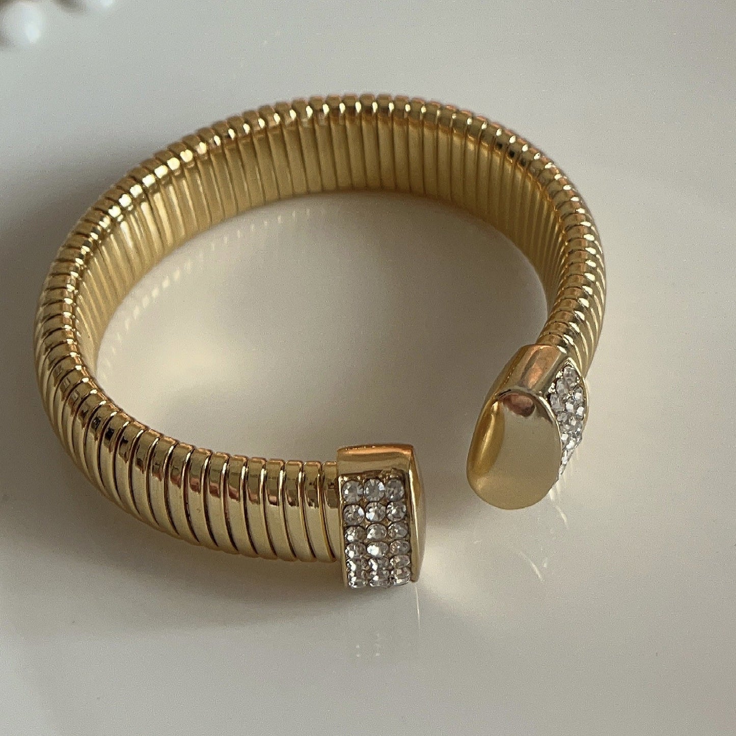 Light Luxury Minority Wide Elastic Vertical Stripes Open-ended Bracelet Weloria