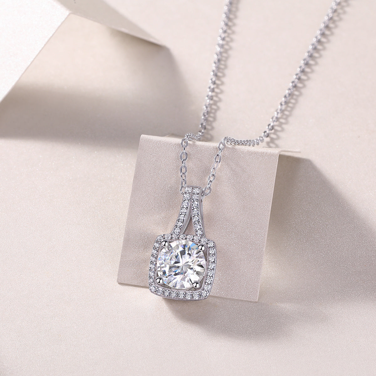 Small Square Diamond - A Fashionable And Luxurious Diamond Jewelry Piece Set With 2-carat Moissanite S925 Sterling Silver And Platinum-plated Pendant Weloria