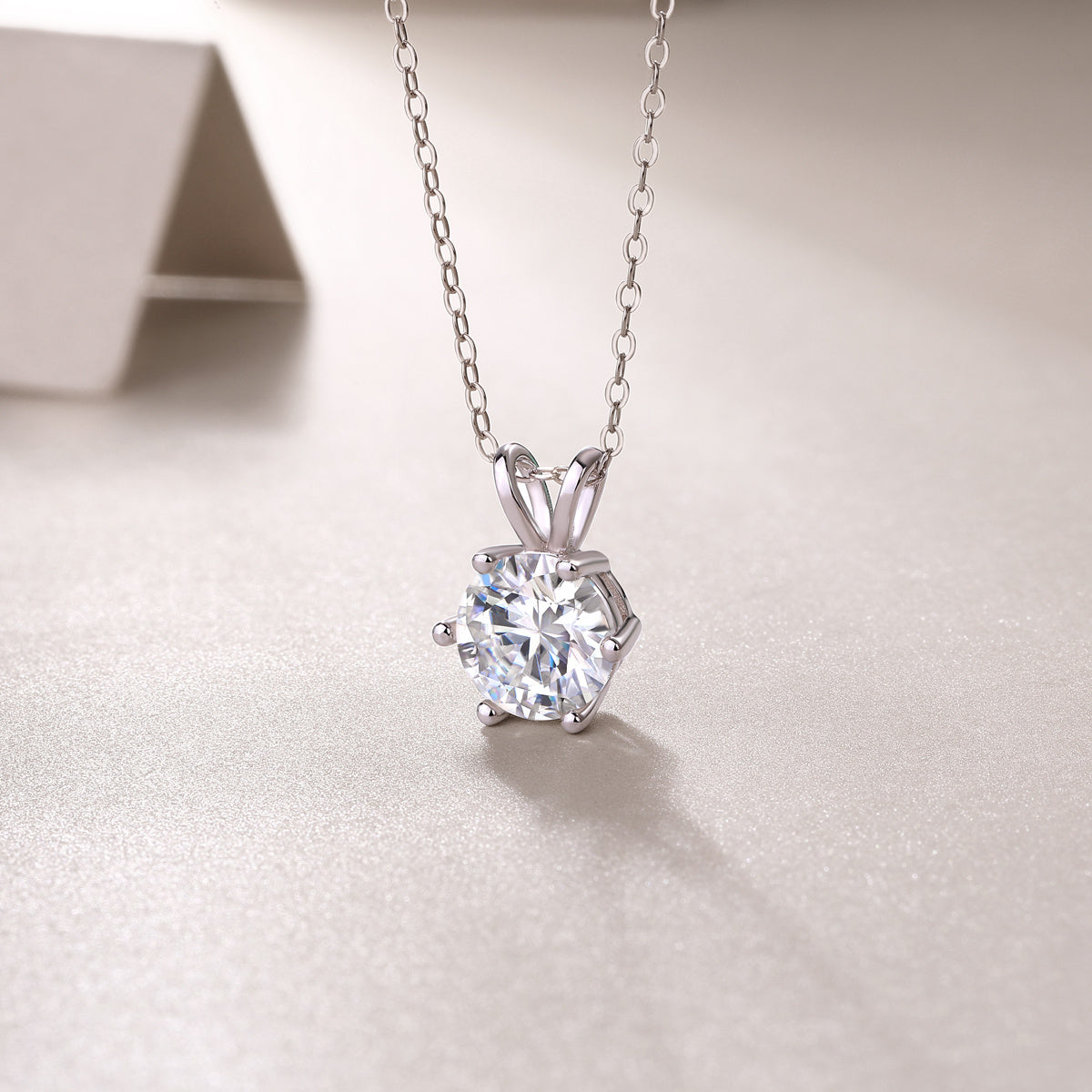 Romantic Mark - A Fashionable And Luxurious Diamond Jewelry Pendant Set With 2-carat Moissanite S925 Sterling Silver Weloria