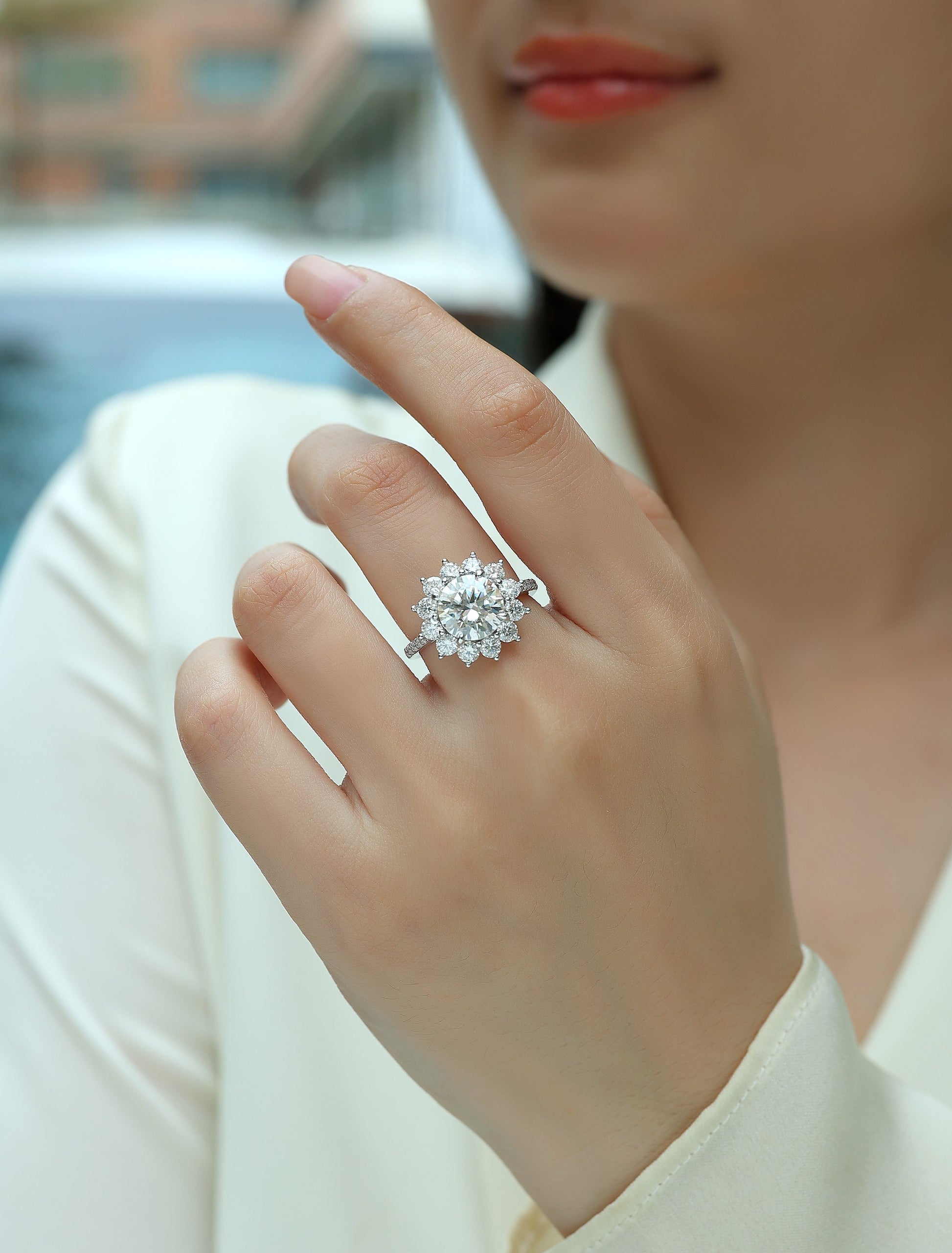 Sunflower - A Fashionable Diamond Jewelry Piece Set With 3-carat Moissanite S925 Sterling Silver And Platinum Diamond Ring Weloria