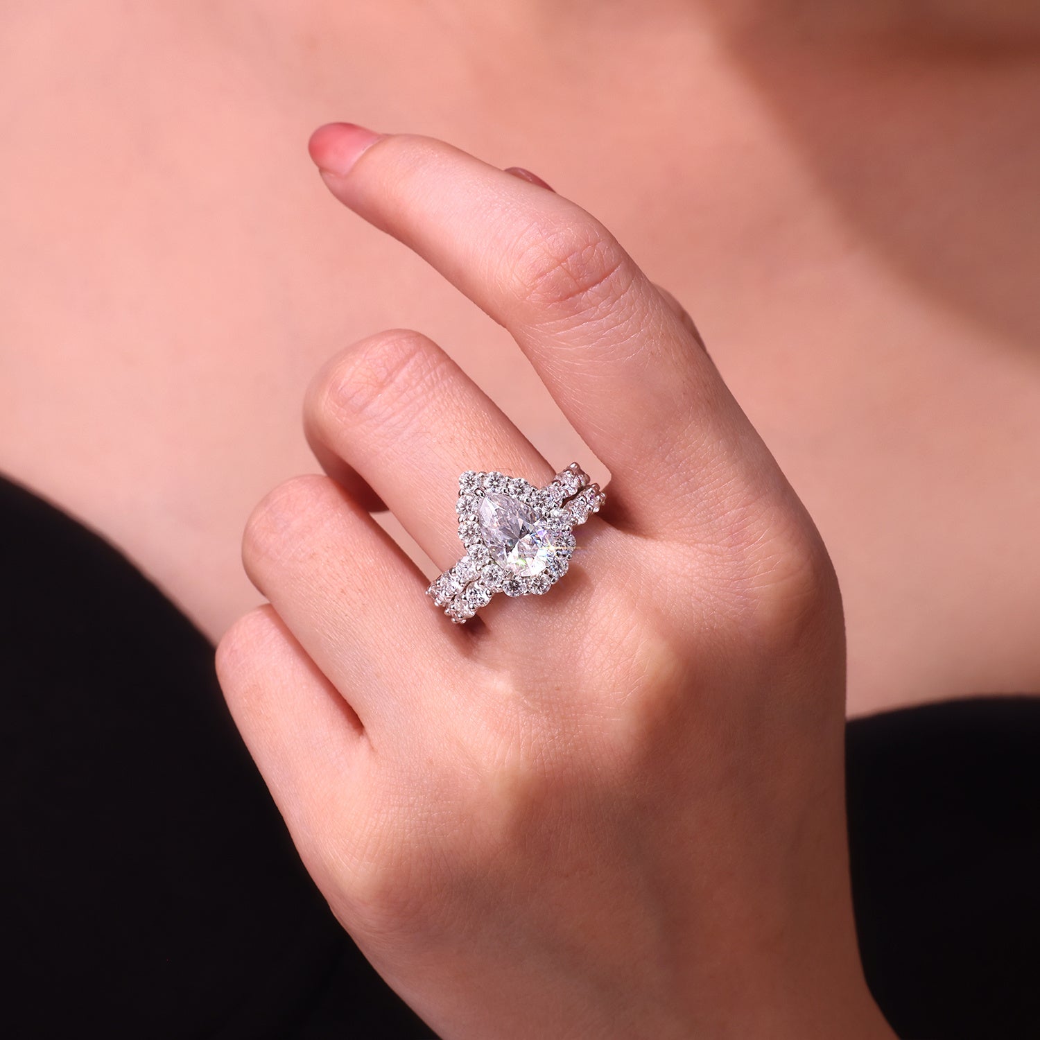 Devoted Dew - Fashionable Men's And Women's Ring And Ring Jewelry Set With Moissanite S925 Sterling Silver And Platinum-plated Diamond. Weloria