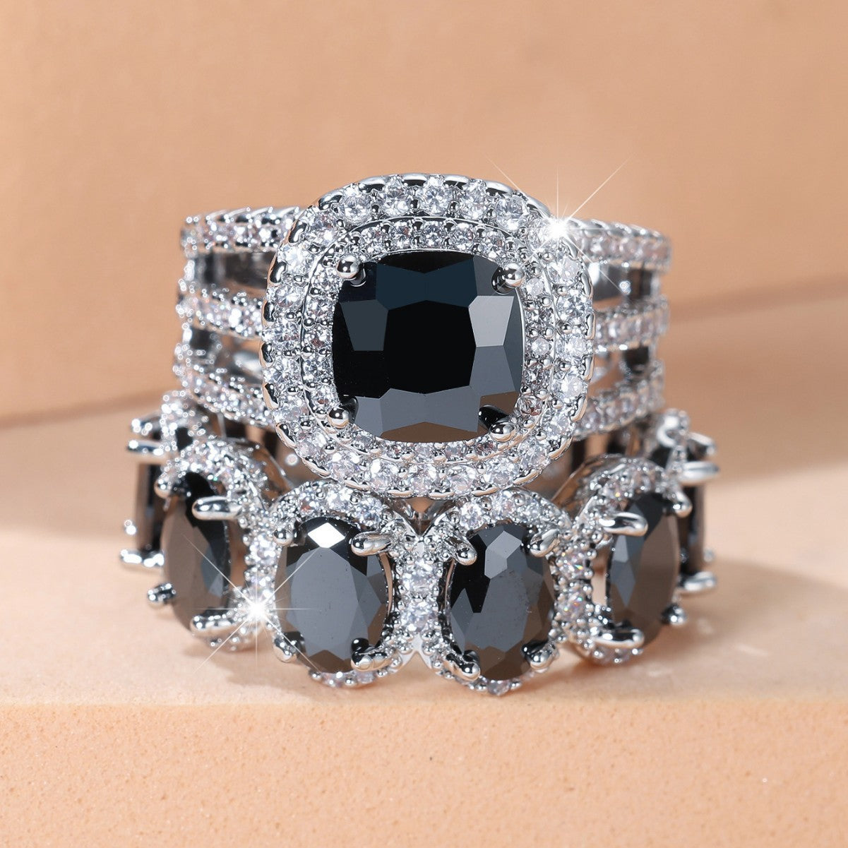 Egg-shaped Full Circle Micro Inlaid Zircon Ring Set Weloria