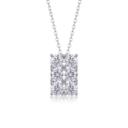 Grand Round - A Fashionable And Luxurious Diamond Jewelry Piece Set With 0.5-carat And 0.3-carat Moissan Diamonds, S925 Sterling Silver And Platinum-plated Pendant Weloria