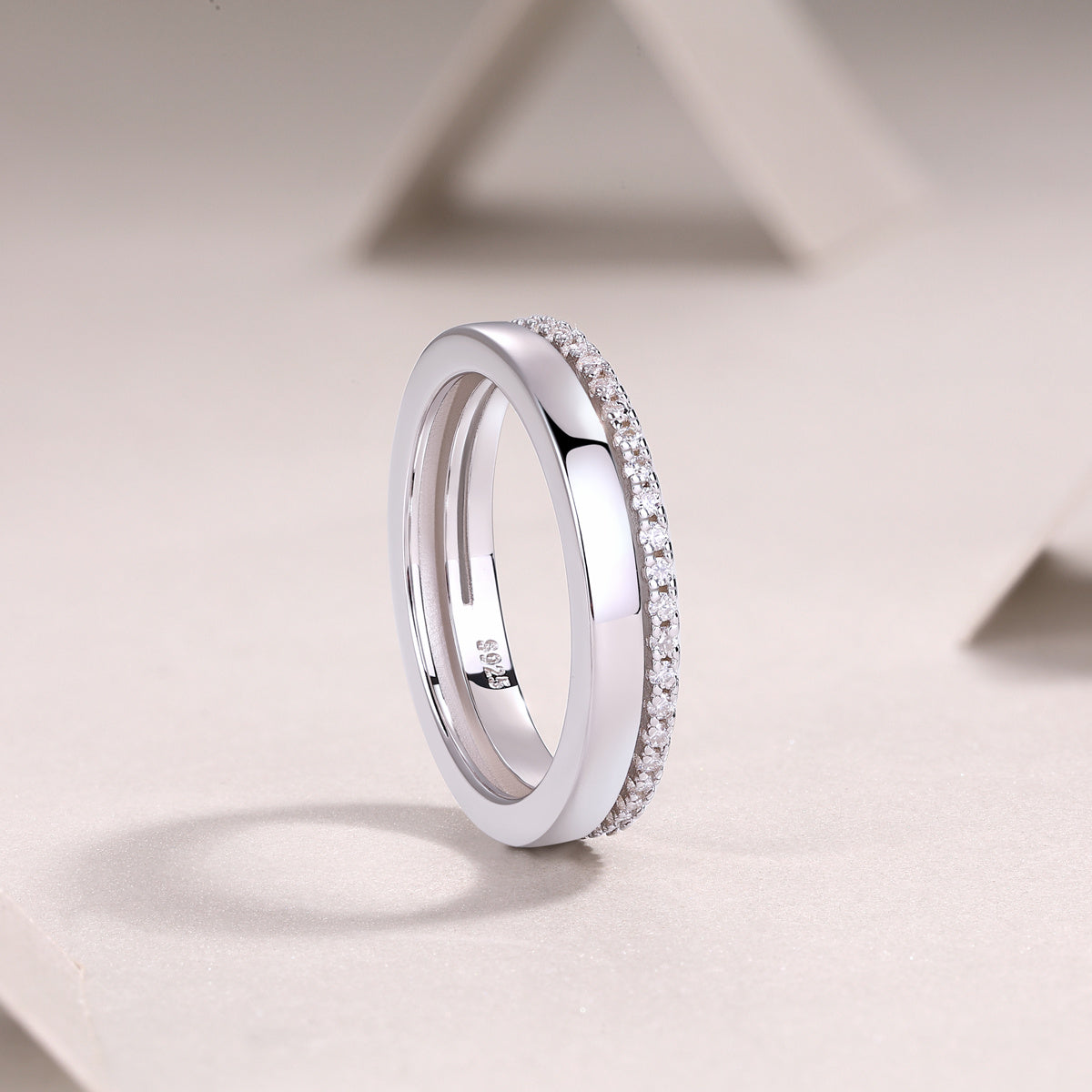 Double Ring Shadow - A Fashionable And Luxurious Jewelry Piece Set With Moissanite S925 Sterling Silver And Platinum-plated Diamond Weloria