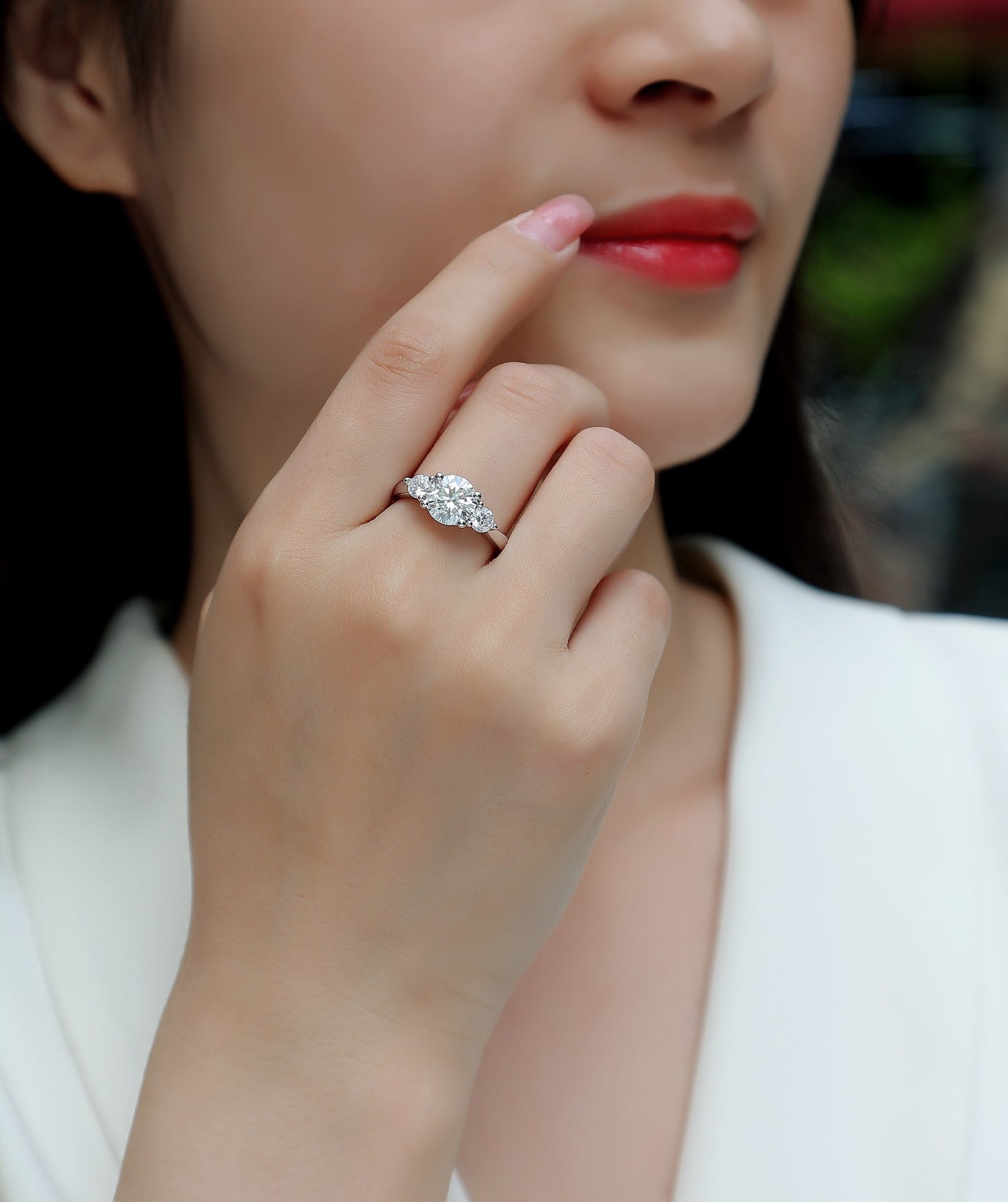 Three Lives And Three Worlds - A Fashionable And Luxurious Jewelry Piece Set With 2-carat Moissan Diamond S925 Sterling Silver And Platinum-plated Diamond Weloria