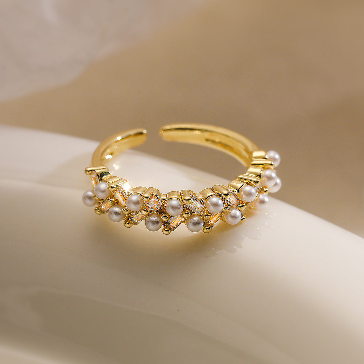 European And American Special Interest Light Luxury Copper Plating 18K Gold Zircon Pearl Geometric Adjustable Ring For Women Weloria