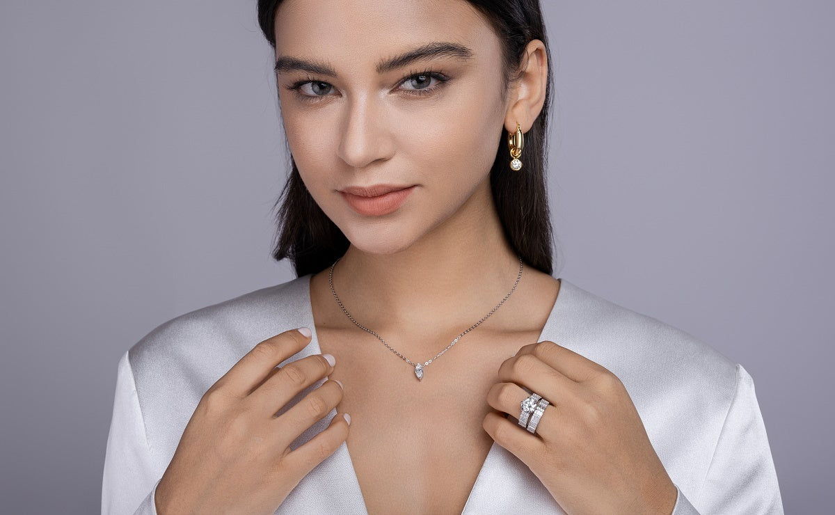 Vanilla - A Fashionable And Luxurious Jewelry Piece Set With 3-carat Moissanite S925 Sterling Silver And Platinum-plated Diamond Weloria