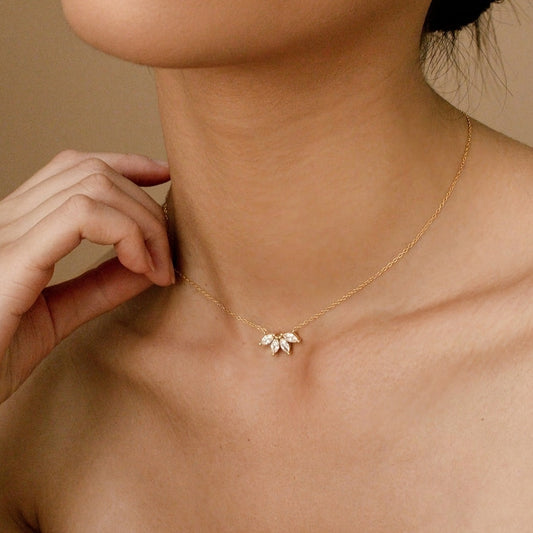 Rhinestone Leaf Necklace For Women Fashion Minority Design Weloria