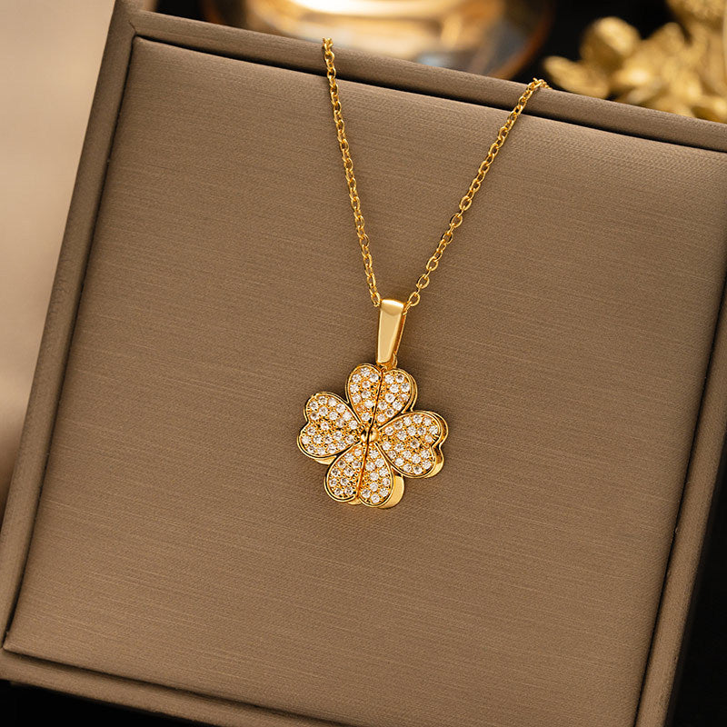 Women's Diamond Clover Necklace Special Interest Light Luxury Weloria