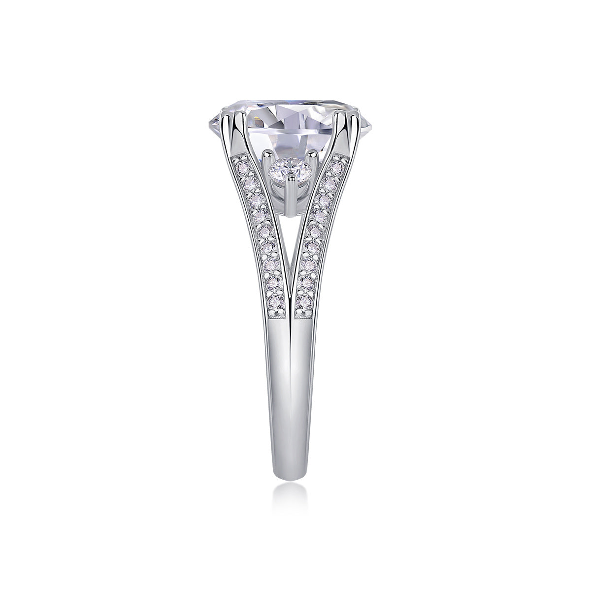 Elegant Radiance - A Fashionable And Luxurious Jewelry Piece Set With 5-carat Moissanite S925 Sterling Silver And Platinum-plated Diamond Weloria