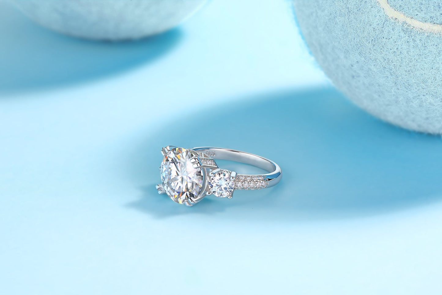 Dazzling Stars - A Fashionable And Luxurious Jewelry Piece Set With 5-carat Moissan Diamond S925 Sterling Silver And Platinum-plated Diamond Weloria